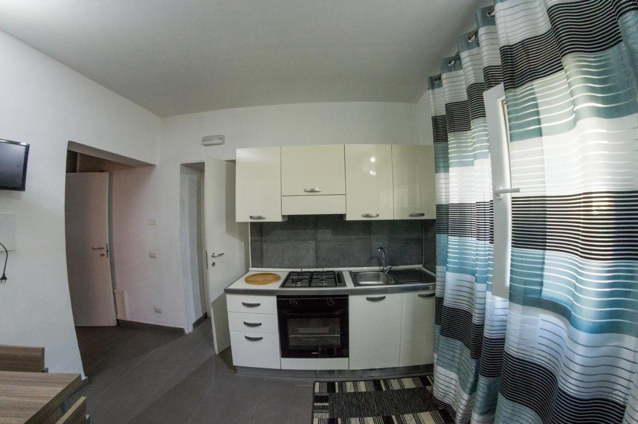 איסולה דלה פמינה Villa Giambona מראה חיצוני תמונה