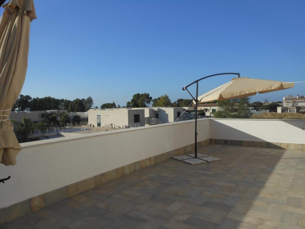 איסולה דלה פמינה Villa Giambona חדר תמונה